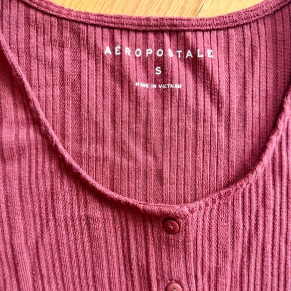 Crop Top Bundle - XS-Sm - Picture 6 of 7